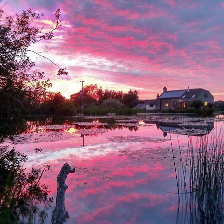 Astwell Mill Bed & Breakfast Helmdon Екстериор снимка