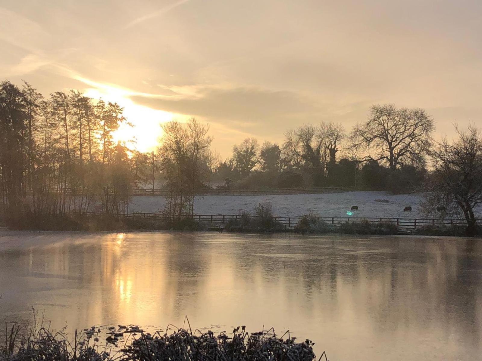 Astwell Mill Bed & Breakfast Helmdon Екстериор снимка